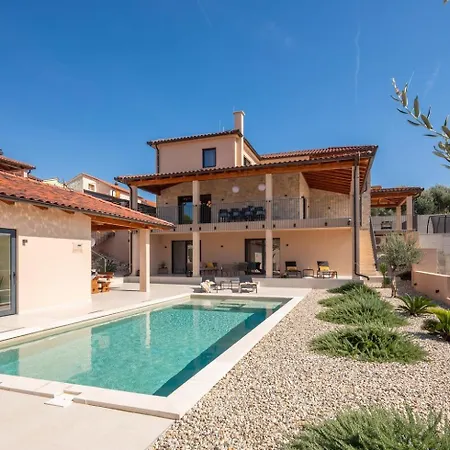 Villa Luxury Wave Heated Pool Sauna