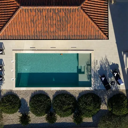 Villa Luxury Wave Heated Pool Sauna *