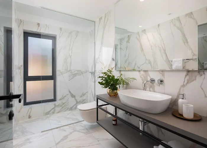 Luxury Wave Heated Pool Sauna Vila *