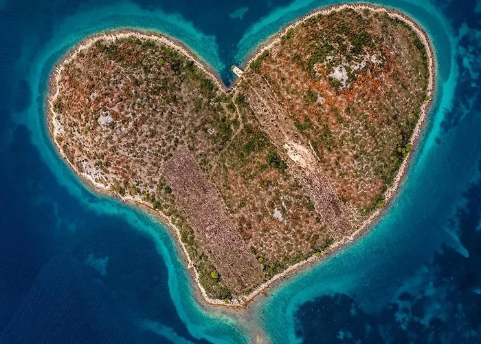 Luxury Wave Heated Pool Sauna Sveti Filip i Jakov