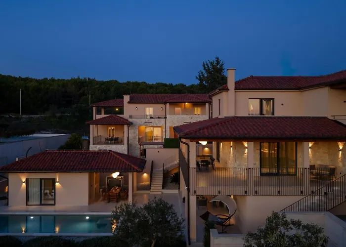 Luxury Wave Heated Pool Sauna * Sveti Filip i Jakov