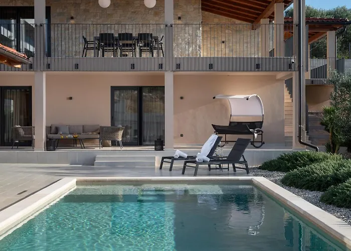 Luxury Wave Heated Pool Sauna Villa Sveti Filip i Jakov
