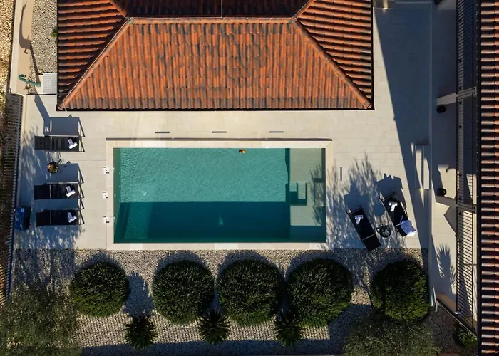 Villa Luxury Wave Heated Pool Sauna *